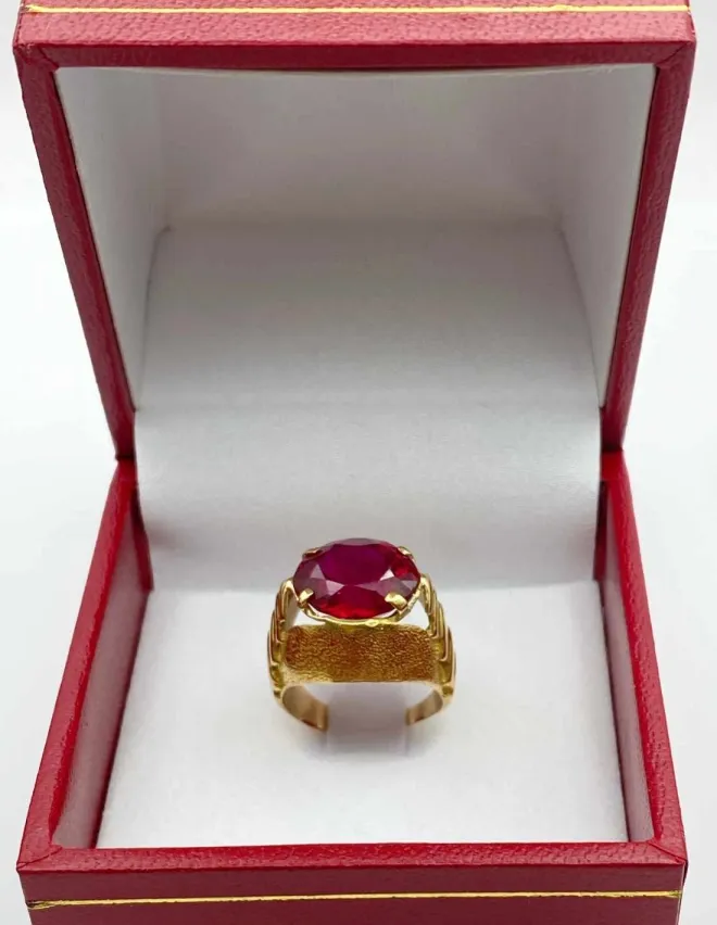 Bague Vintage Originale Or Jaune & Rubis Verneuil