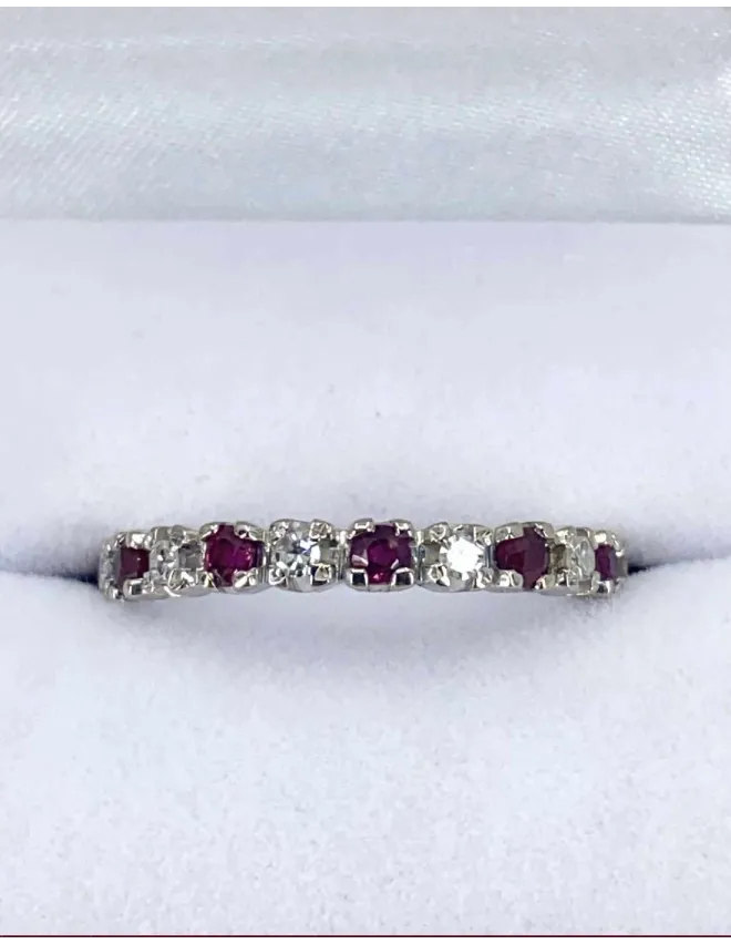 Alliance Tour Complet Or Blanc, Rubis & Diamants