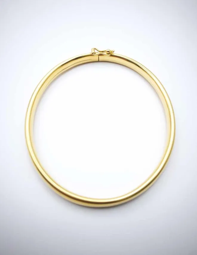 Bracelet Jonc Ovale Ouvrant Or 18K