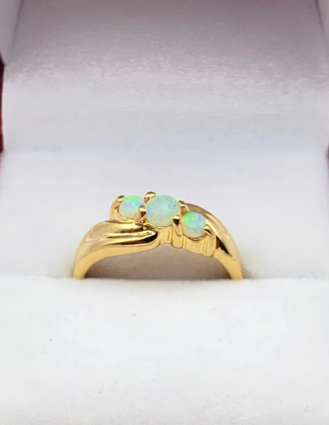 Bague Or Jaune 18k & Opales