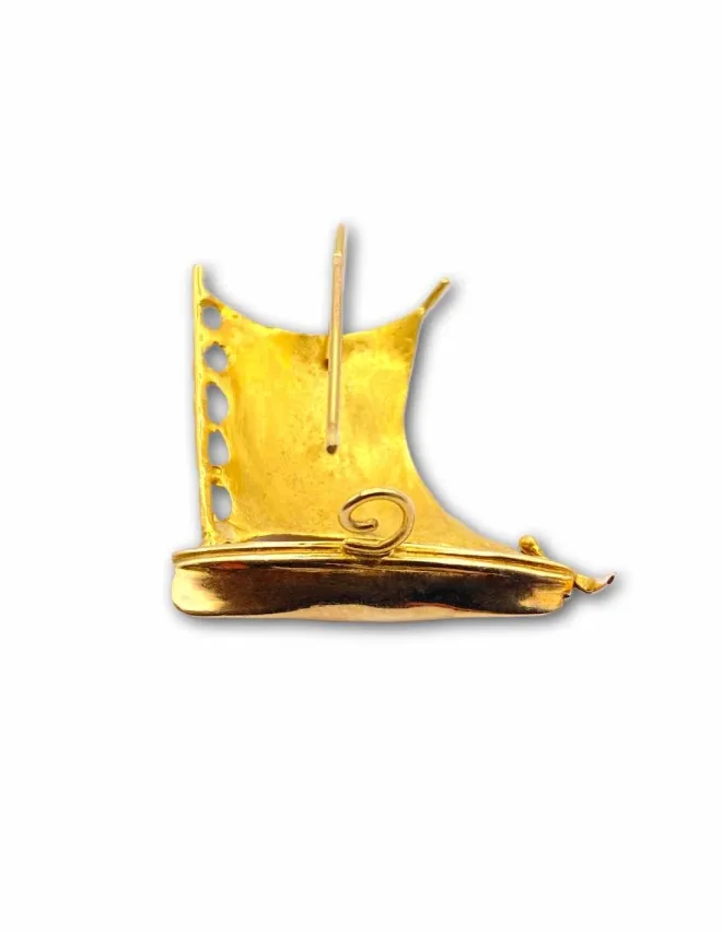 Paire de boucles d'oreilles "Yoles" Or jaune 18K
