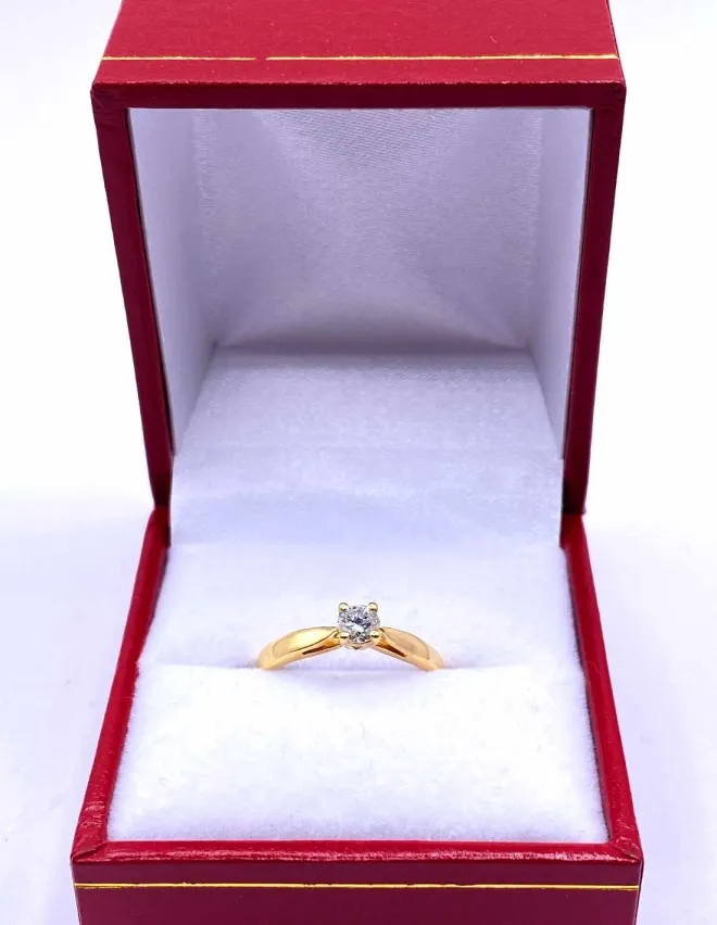 Bague Solitaire Or 18K & Diamant