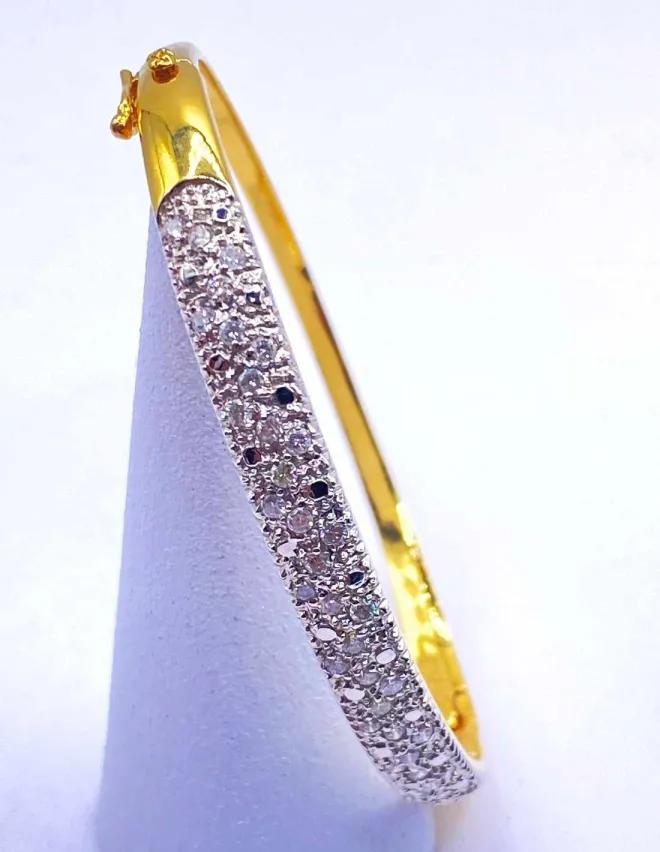 Bracelet Jonc Ouvrant Or 18K & Diamants