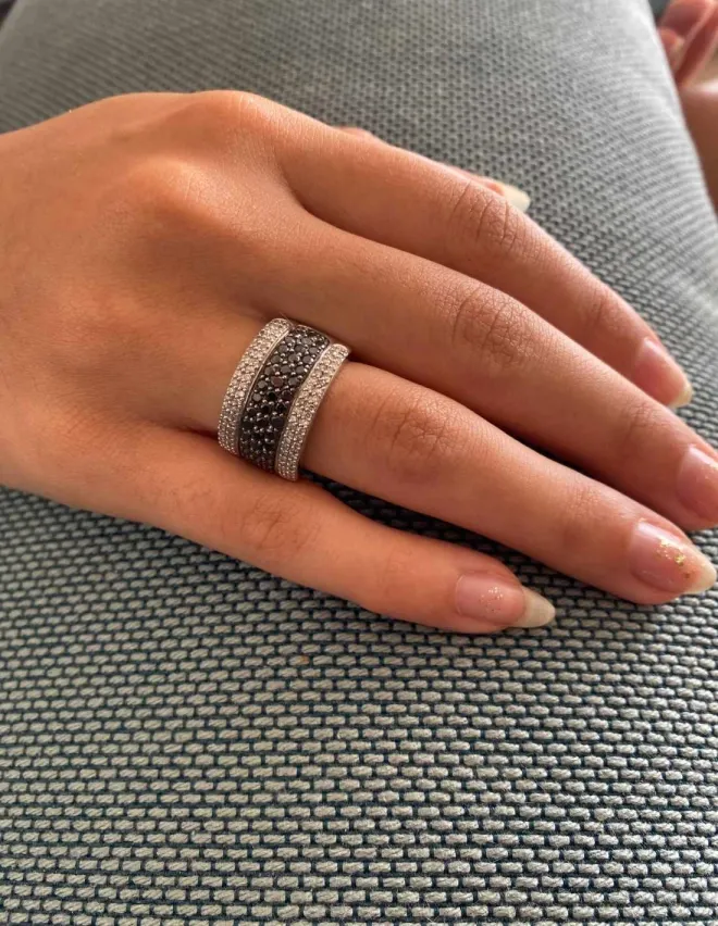 Bague Or Blanc Demi-tour Pavage Diamants Bicolores