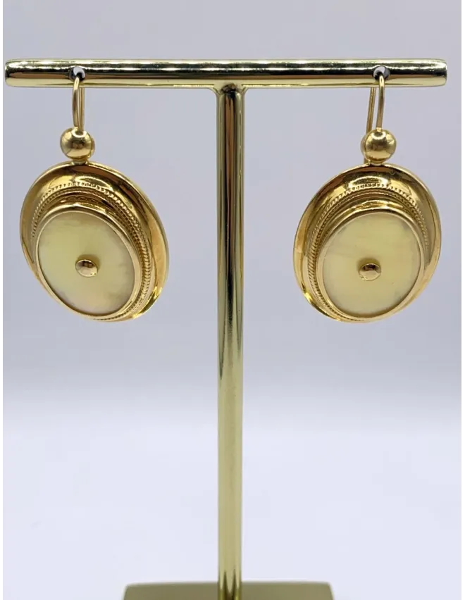 Superbe Paire de Boucles d'Oreilles Or et Nacre Style Antillais