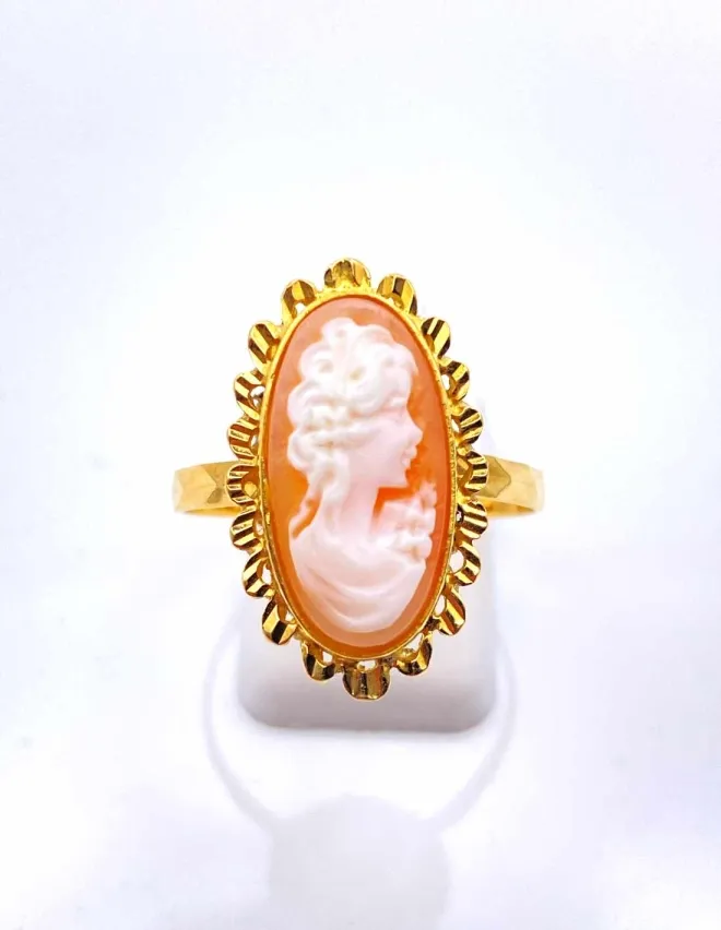 Bague Vintage Or Jaune & Camée